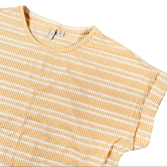 4/$32 Cato size medium golden/yellow & white striped super soft textured shirt - Picture 2 of 7